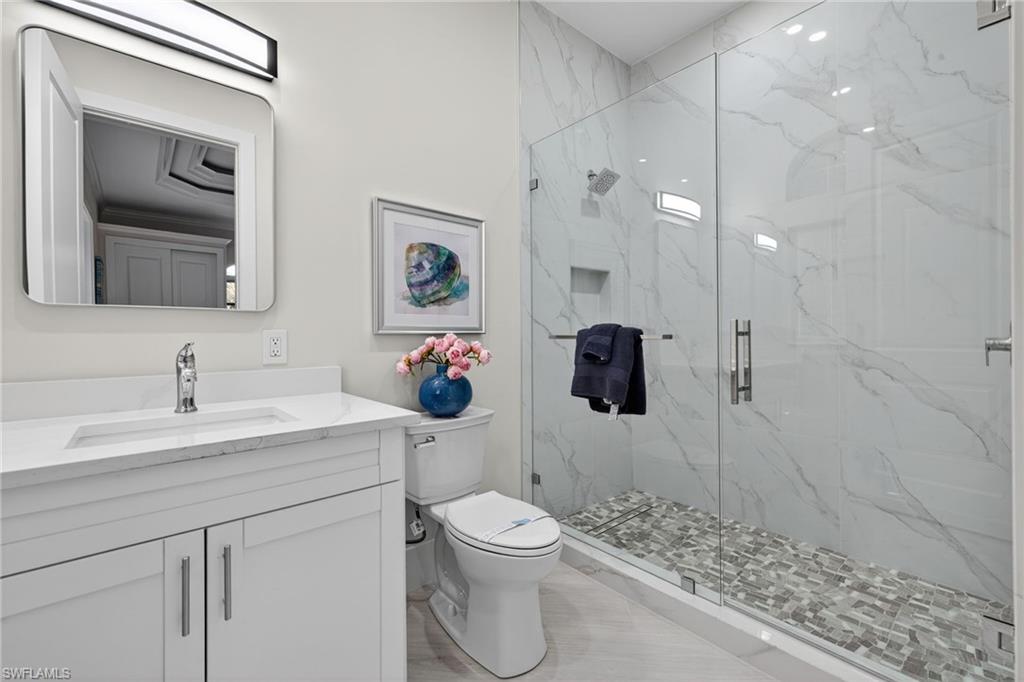 LIVINGSTON WOODS - Residential