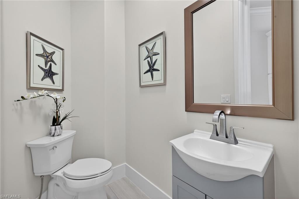 LIVINGSTON WOODS - Residential