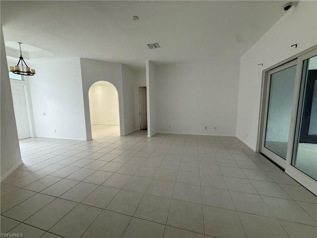 GOLDEN GATE PROF BLDG - Residential