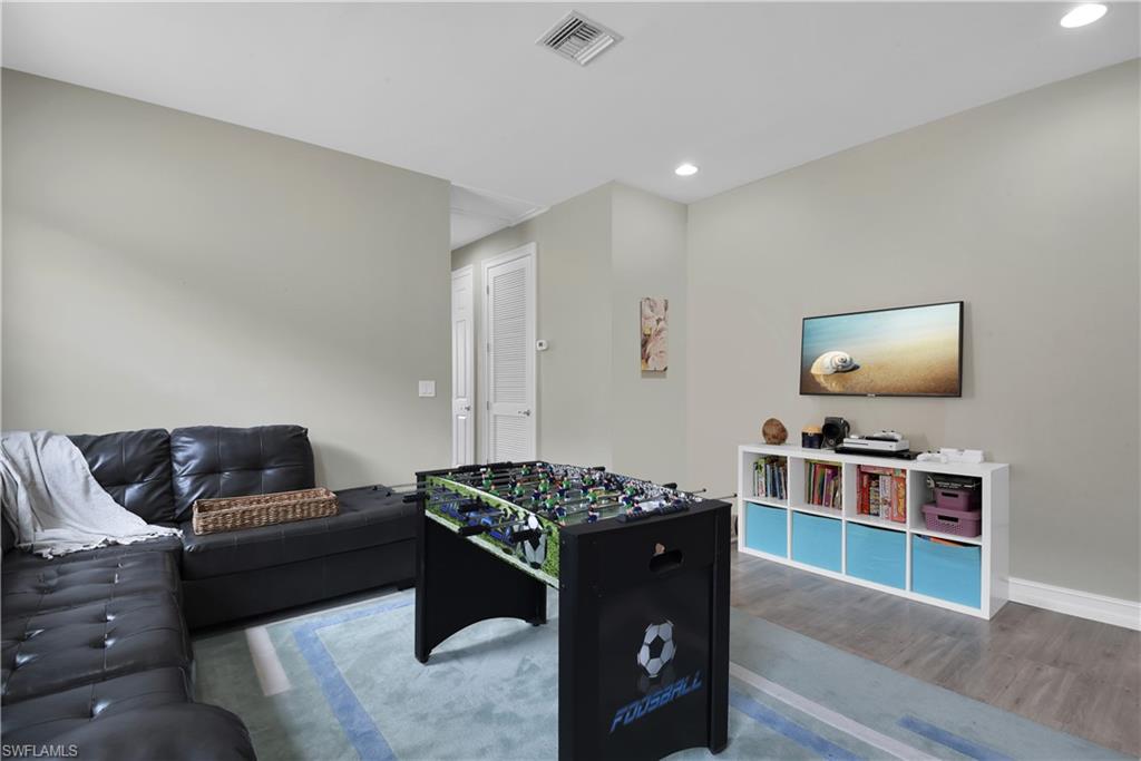 TUSCANY POINTE - Residential