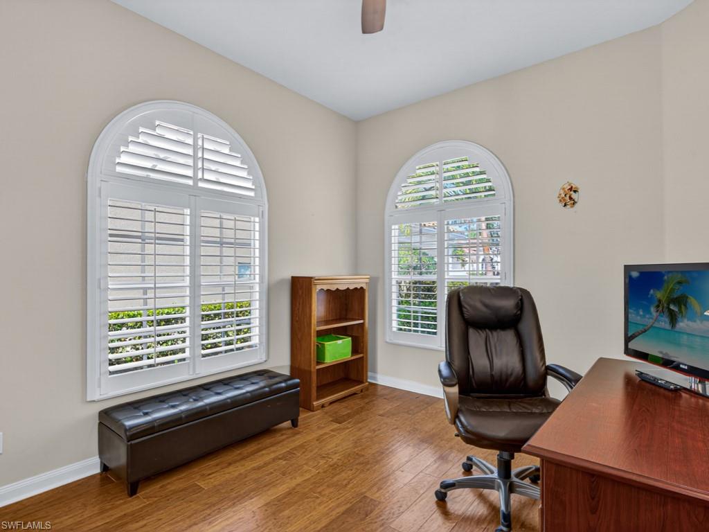 ISLAND WALK - Residential