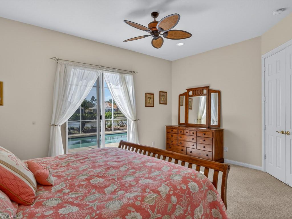 ISLAND WALK - Residential