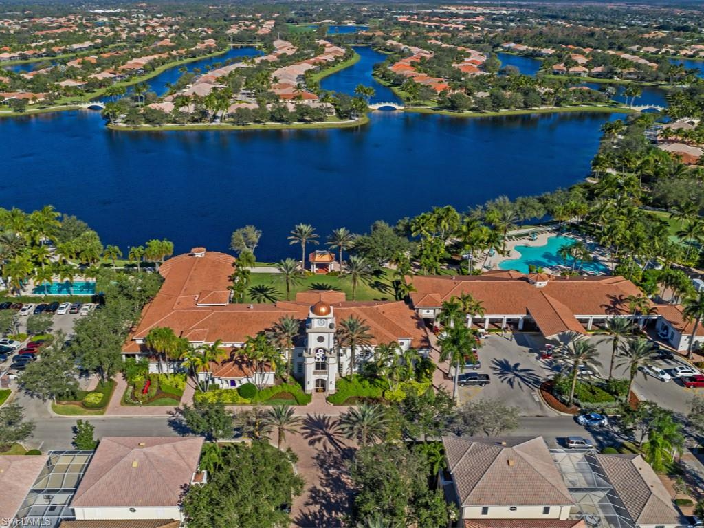 ISLAND WALK - Residential