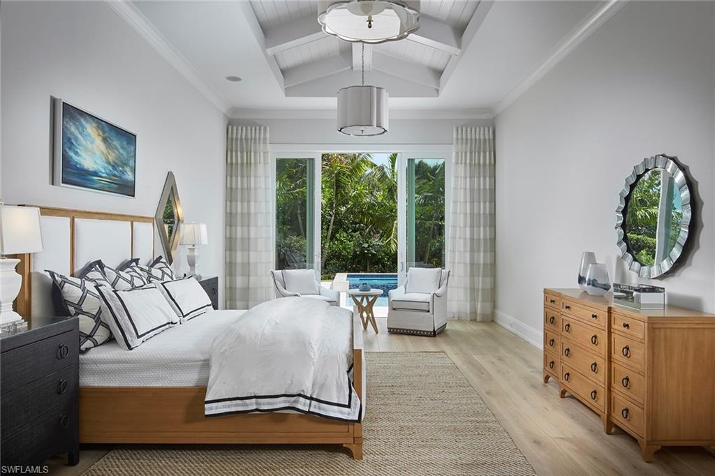 PELICAN BAY WOODS - Residential