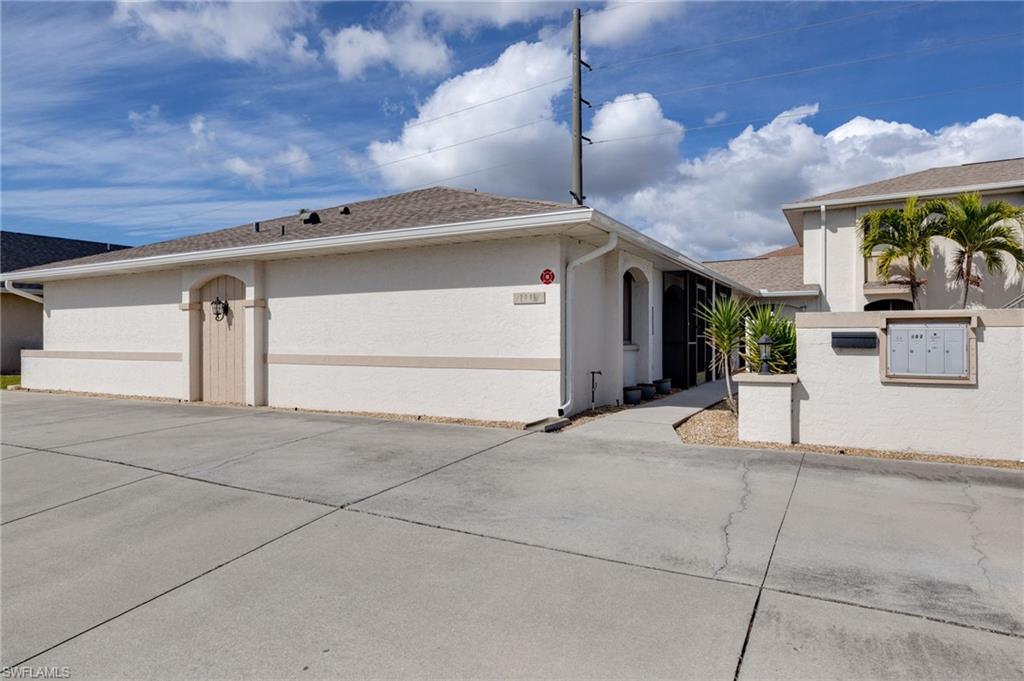 DANAH COURT CONDO - Residential