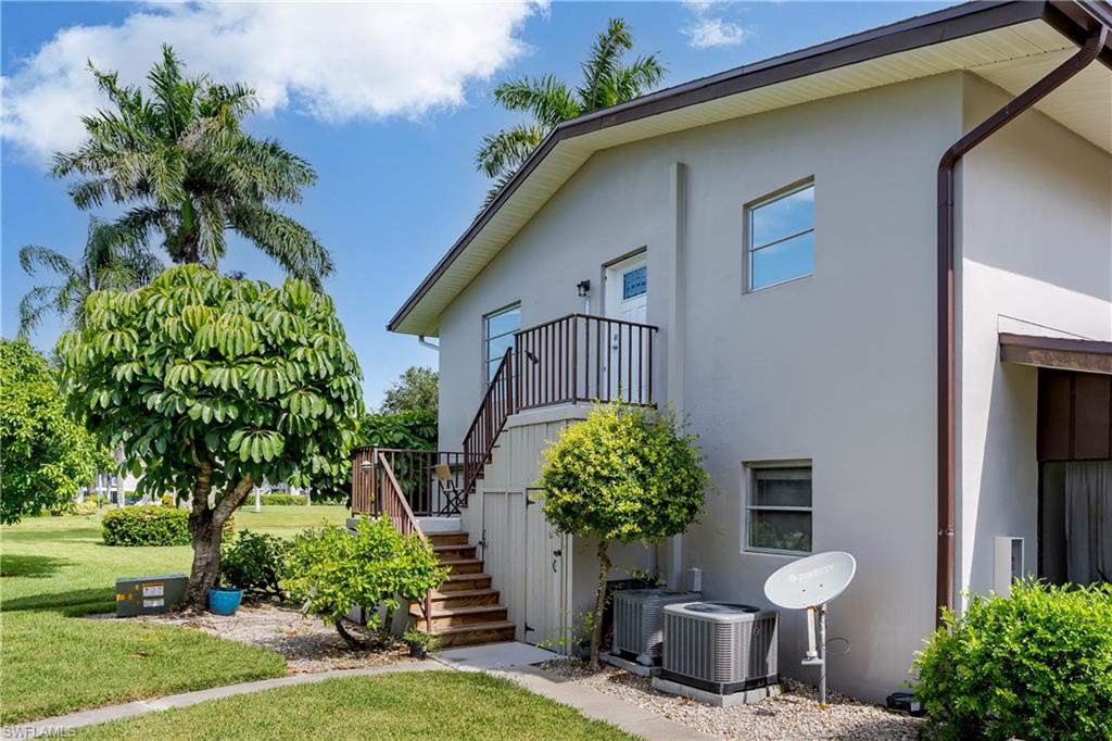 PALM CREST VILLAS - Residential