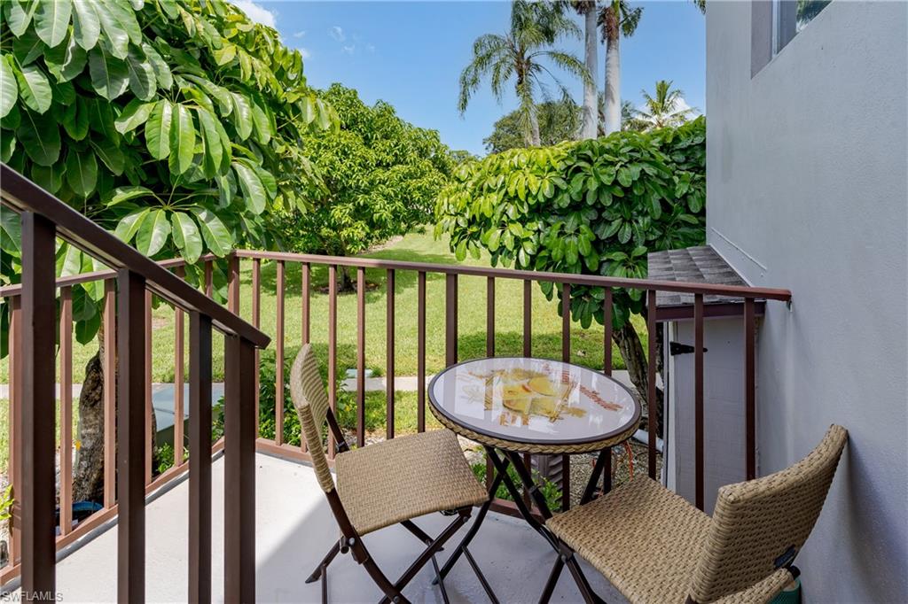 PALM CREST VILLAS - Residential