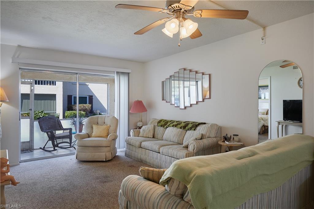 ROYAL HAWAIIAN CLUB - Residential