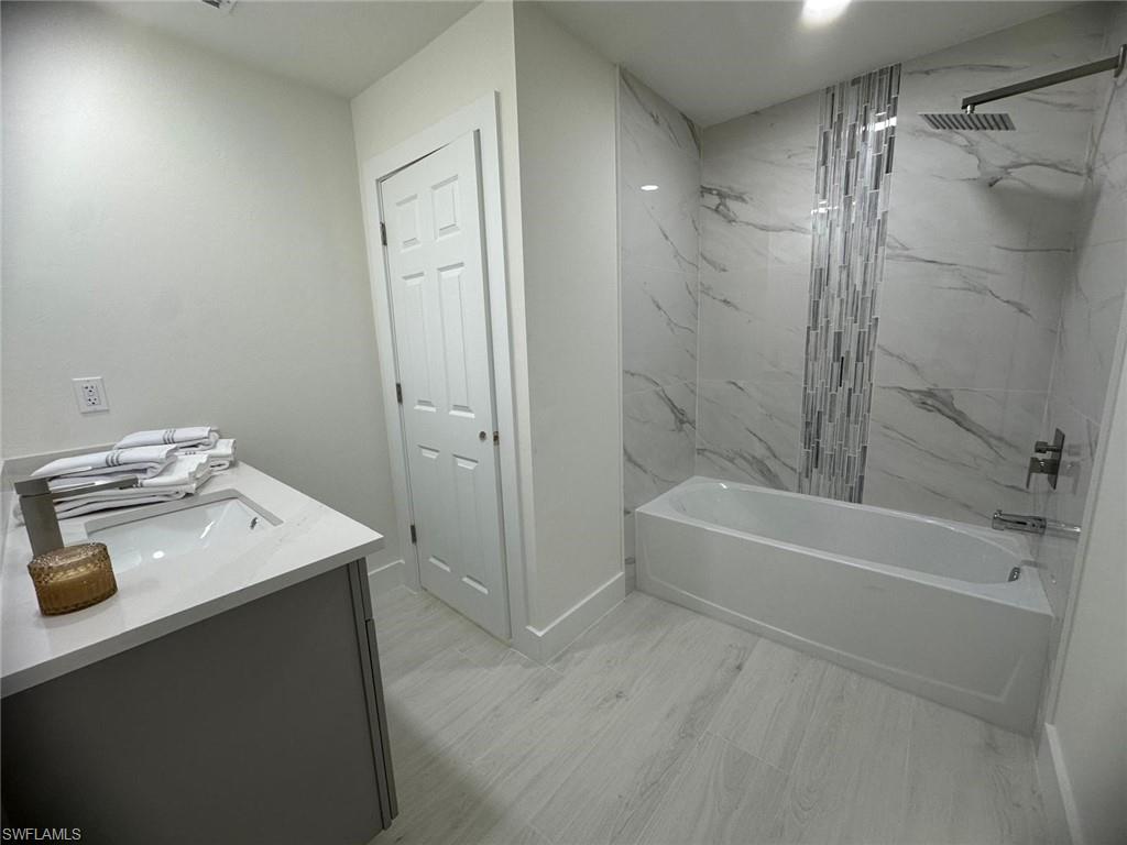 PORT CHARLOTTE - Residential