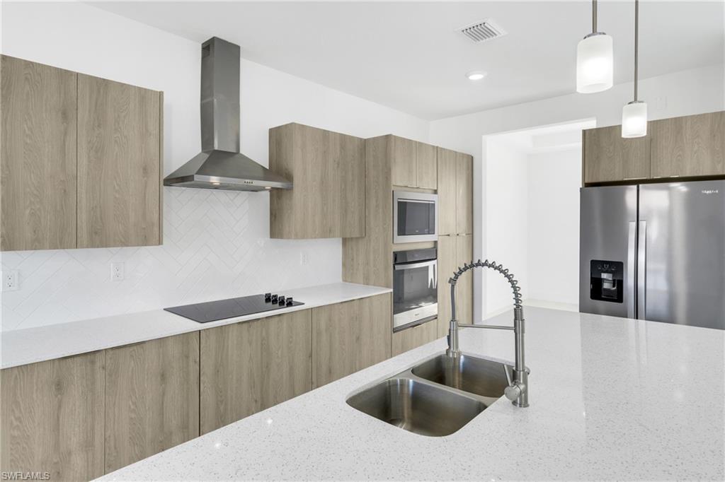 BUCKINGHAM PARK - Residential