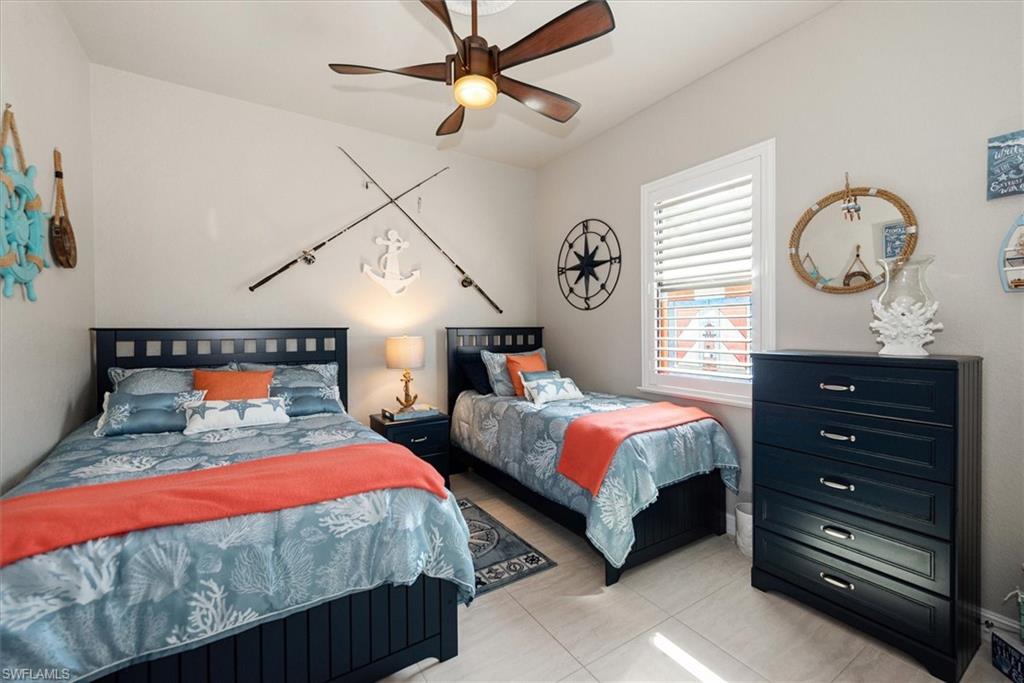 YACHT CLUB - Residential