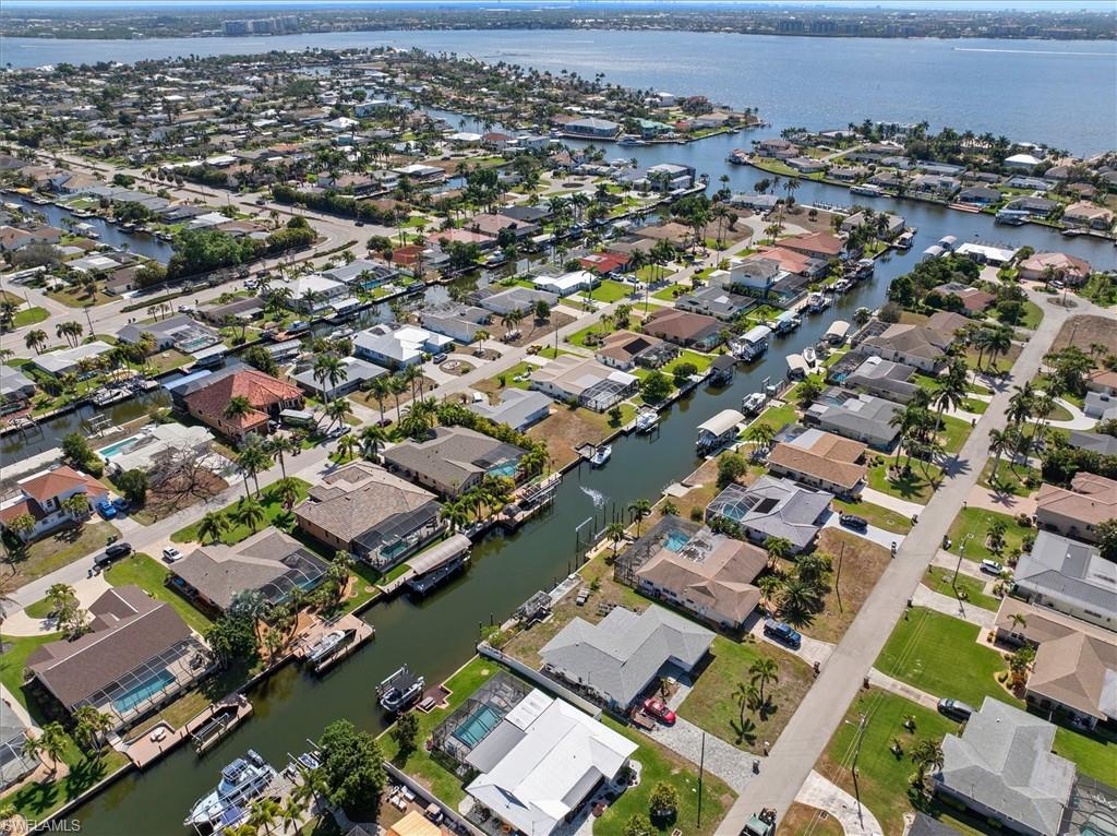 YACHT CLUB - Residential