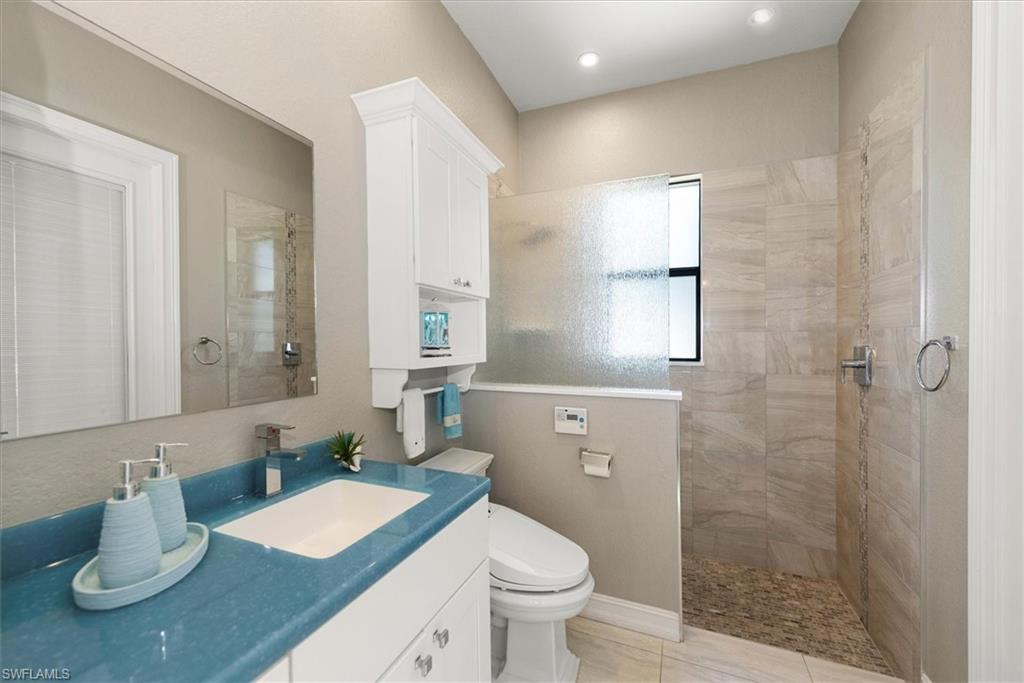 YACHT CLUB - Residential