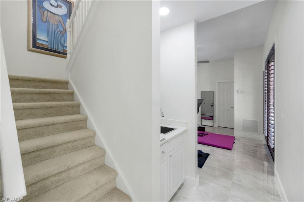 WOODMONT - Residential
