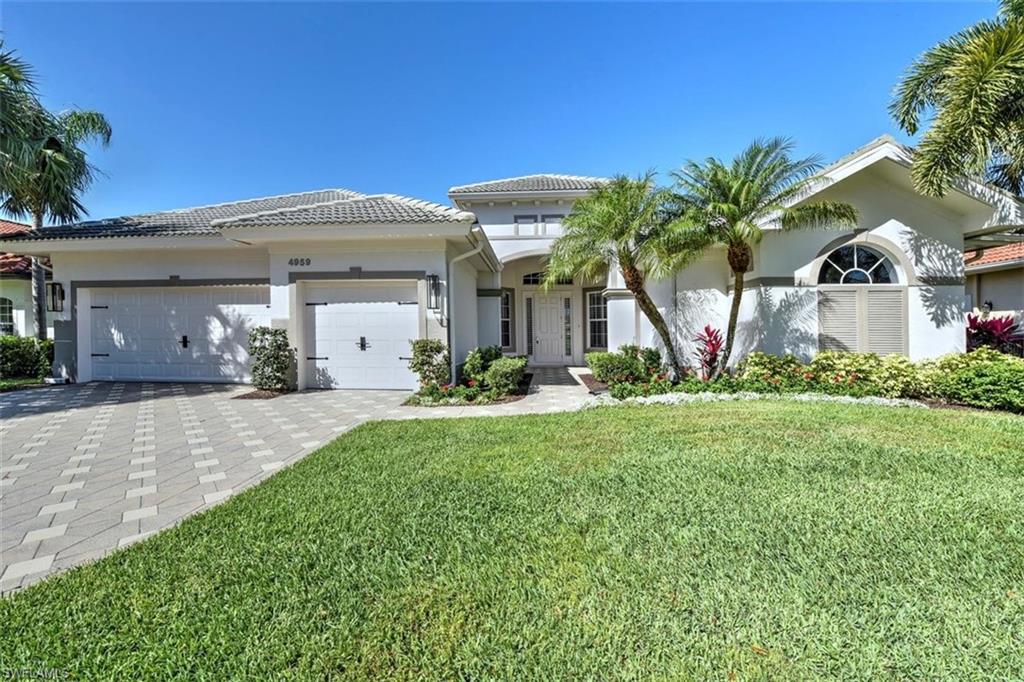 BANYAN WOODS - Residential