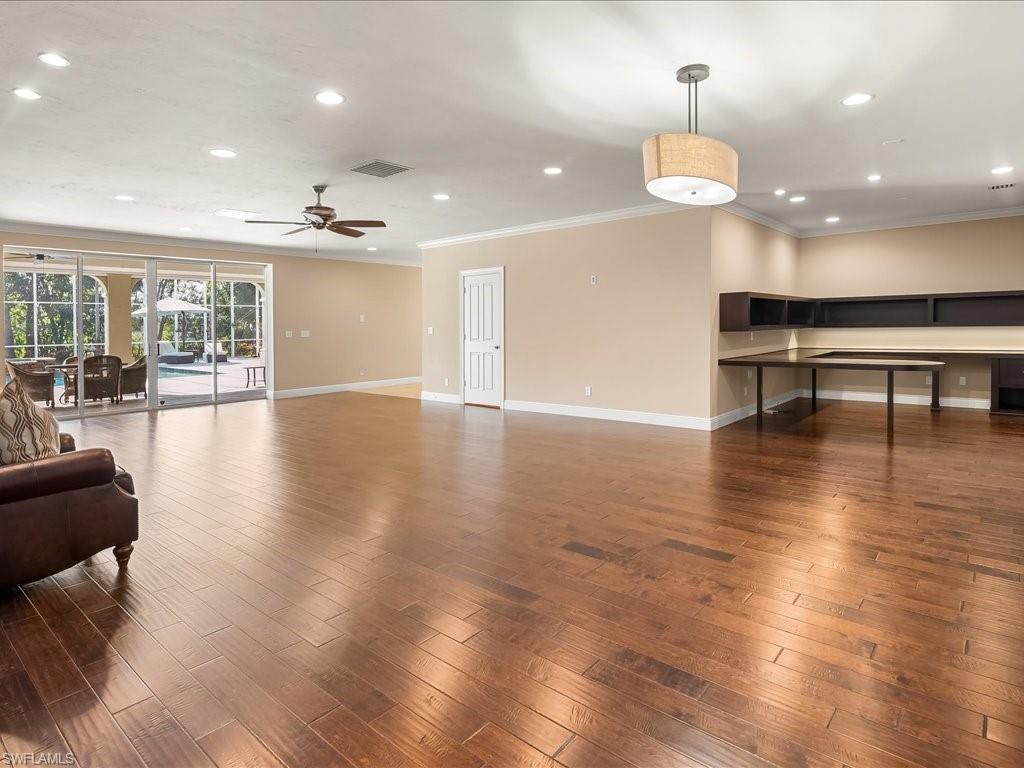 PINE RIDGE - Residential