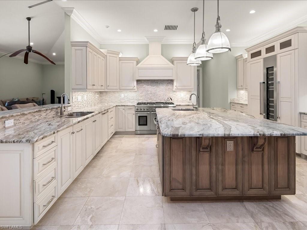 PINE RIDGE - Residential