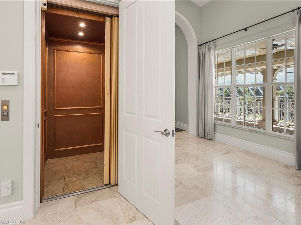 PINE RIDGE - Residential