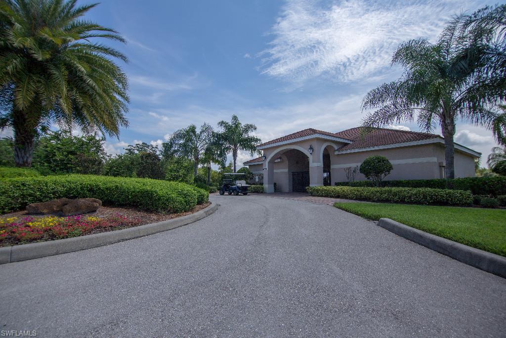 THE GROVES - Residential