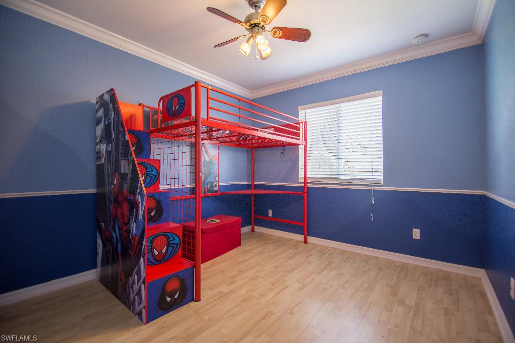 THE GROVES - Residential