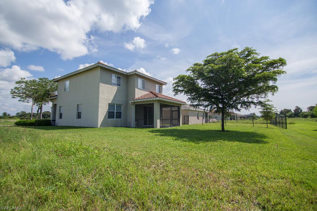 THE GROVES - Residential