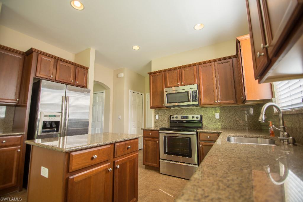 THE GROVES - Residential