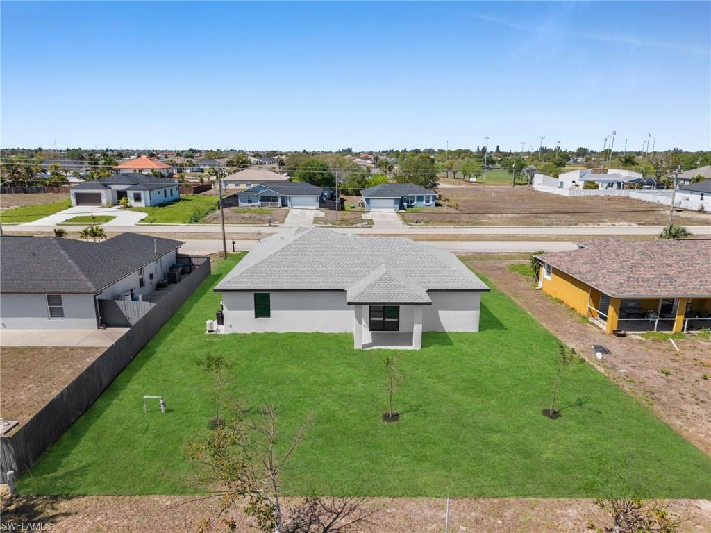 CAPE CORAL - Residential