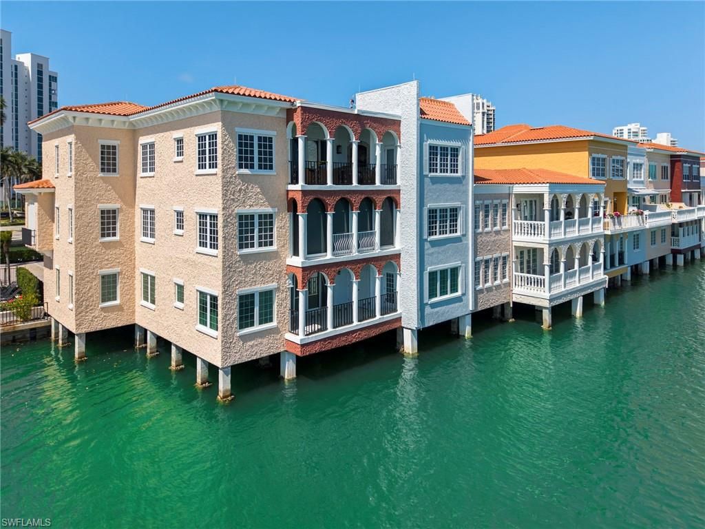 Photo of 4000 Gulf Shore BLVD N #2000, NAPLES, FL 34103 (MLS # 225000447)