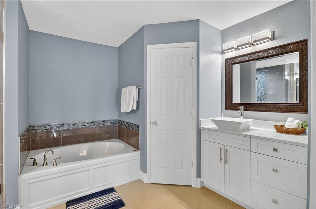 GOLDEN GATE ESTATES - Residential Lease