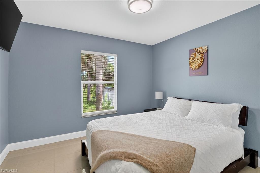 GOLDEN GATE ESTATES - Residential Lease