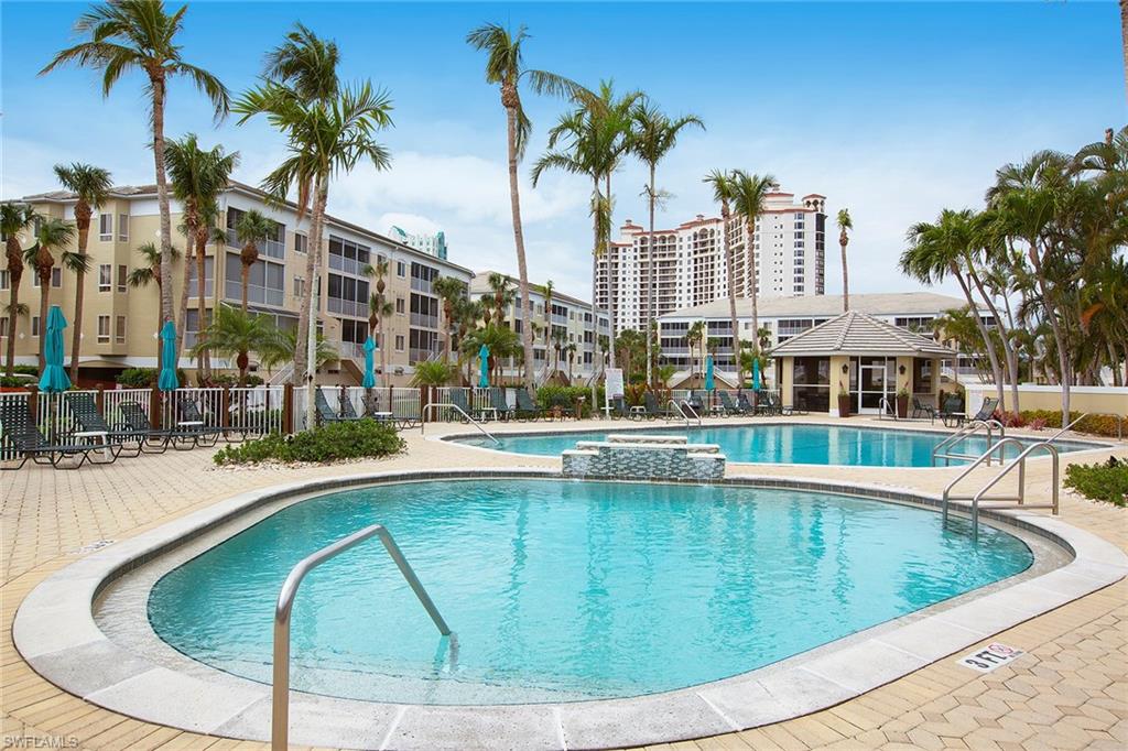 PEBBLE CREEK - Residential