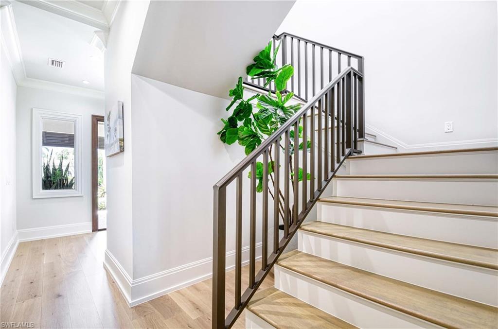 MOORINGS - Residential