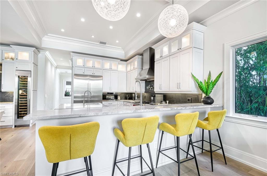 MOORINGS - Residential