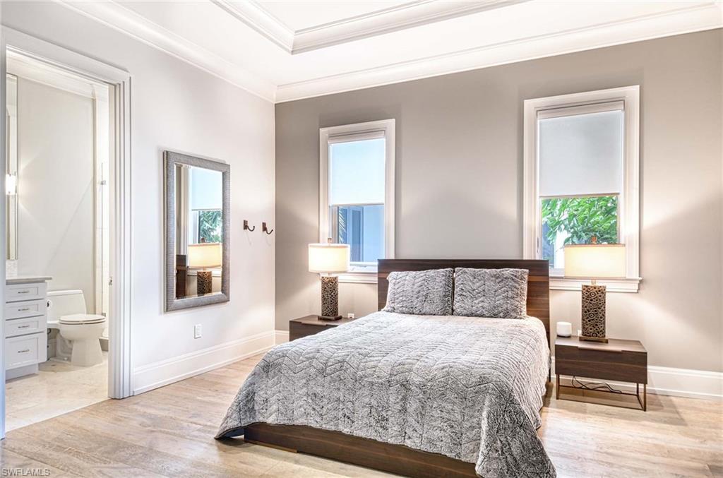 MOORINGS - Residential