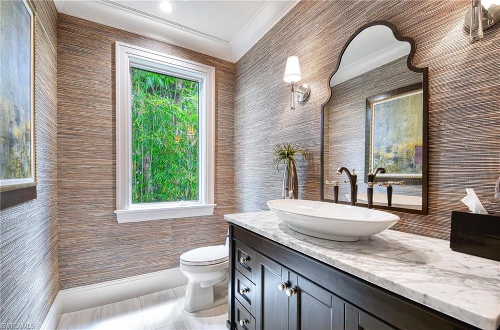 MOORINGS - Residential