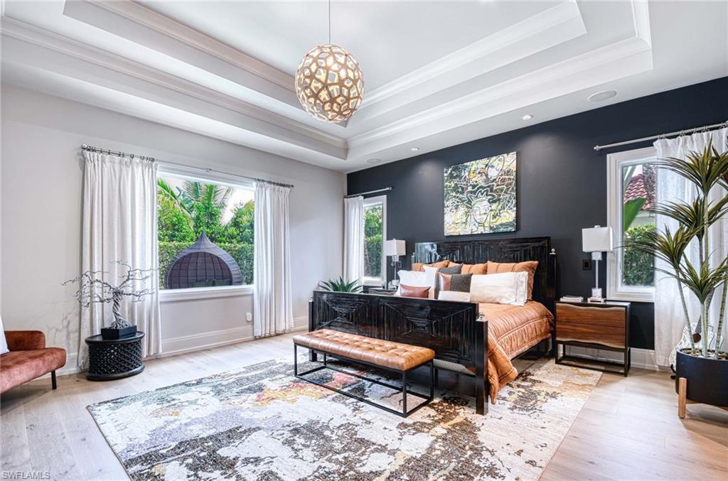 MOORINGS - Residential