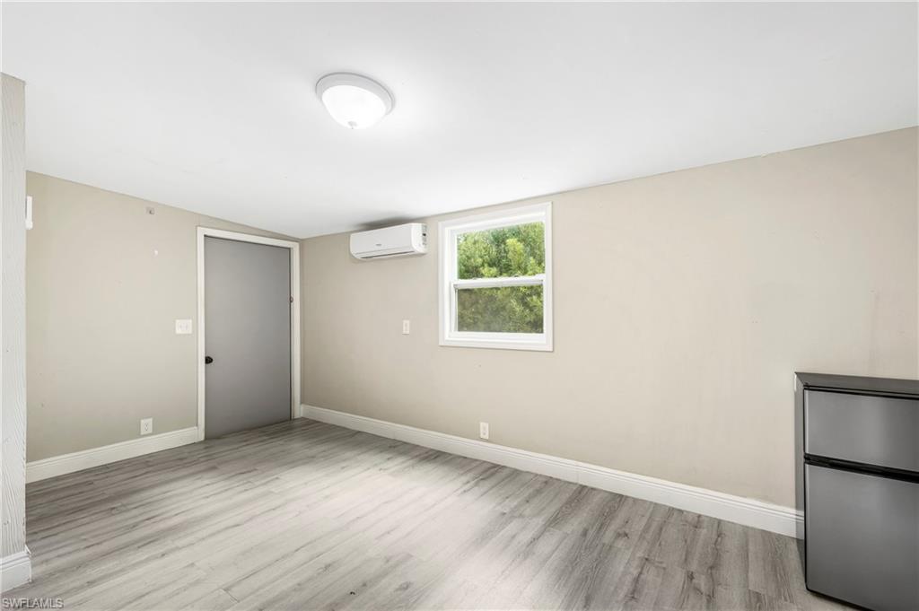 GOLDEN GATE CITY - Residential