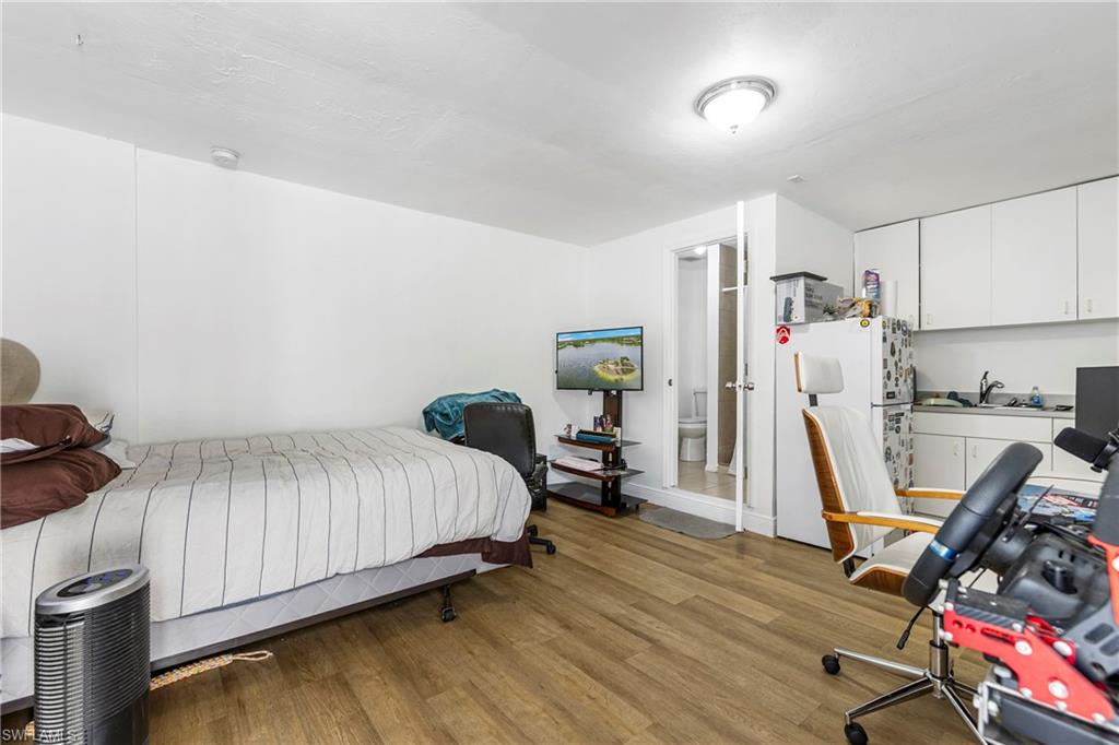 GOLDEN GATE CITY - Residential