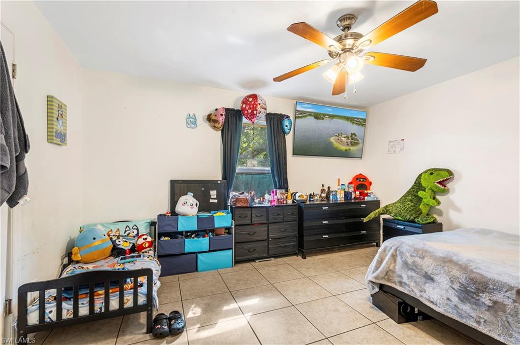 GOLDEN GATE CITY - Residential