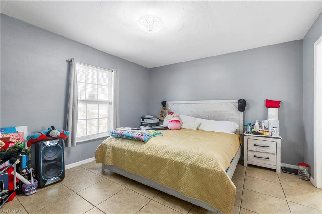 GOLDEN GATE CITY - Residential