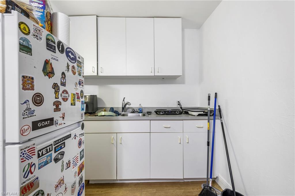 GOLDEN GATE CITY - Residential