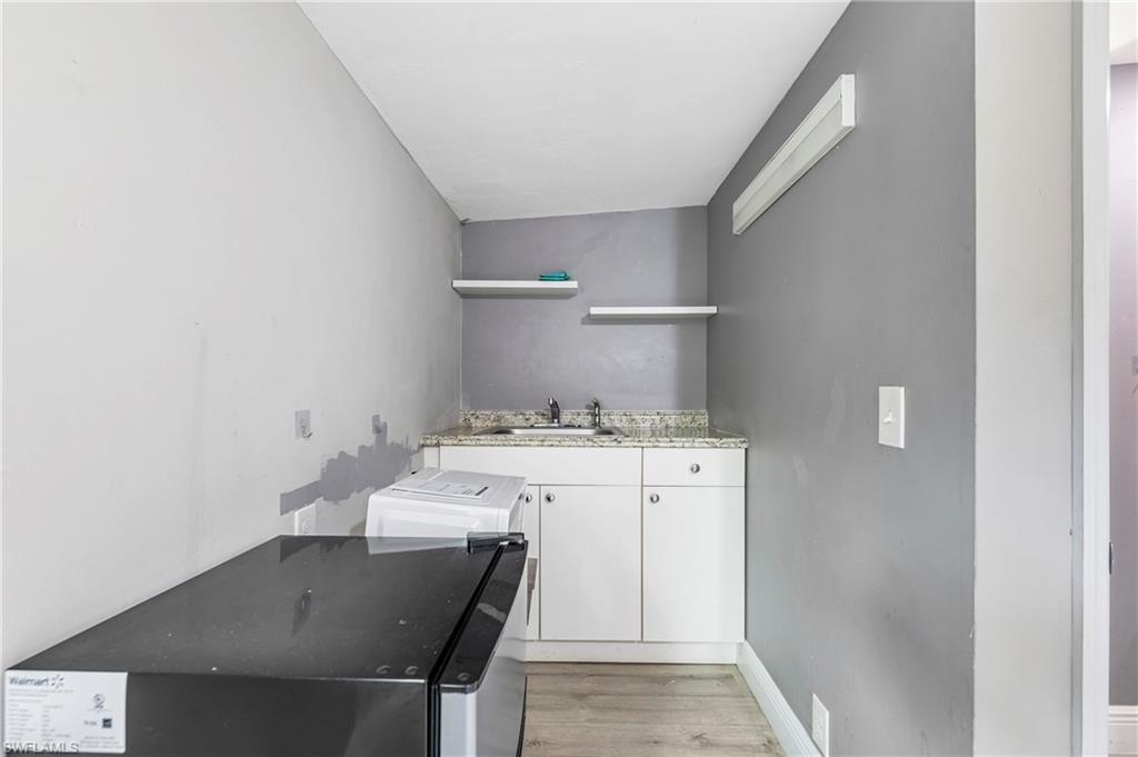 GOLDEN GATE CITY - Residential