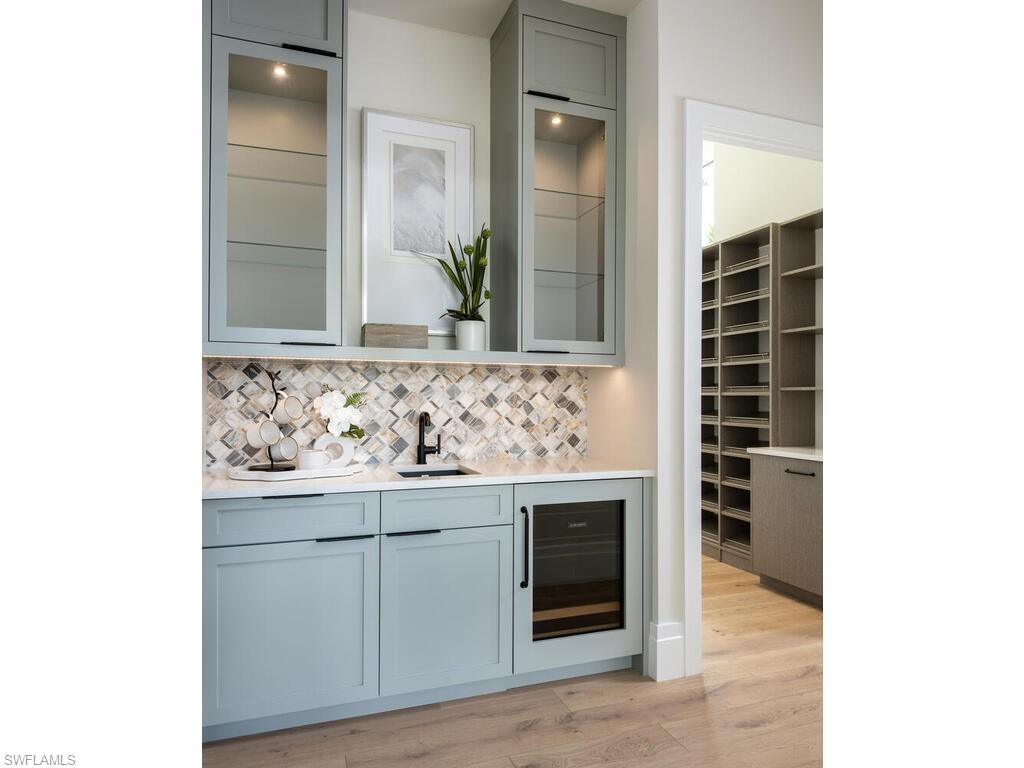 PINE RIDGE - Residential