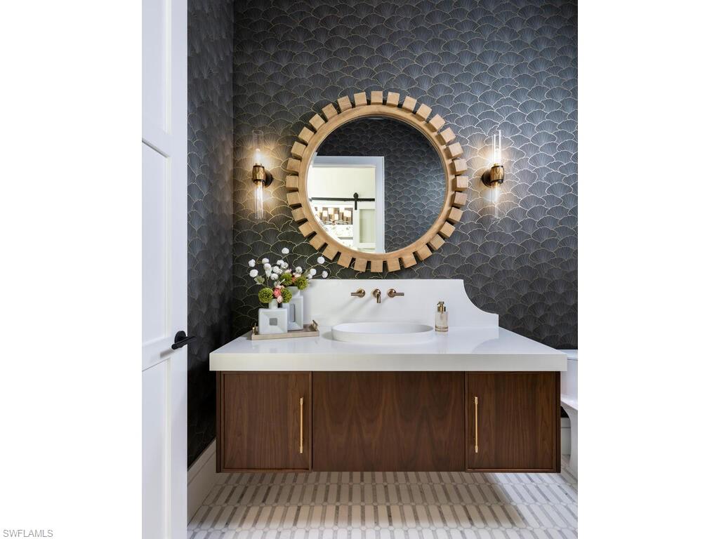 PINE RIDGE - Residential