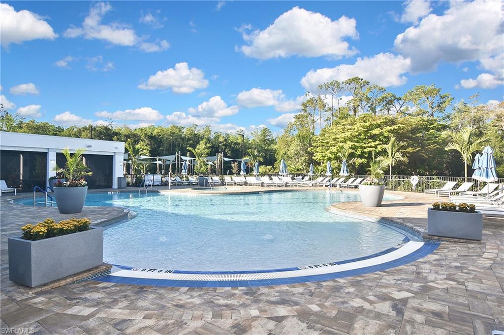 HERITAGE PALMS ESTATES - Residential