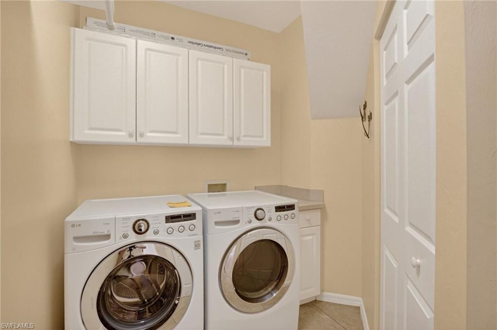 WILSHIRE PINES - Residential