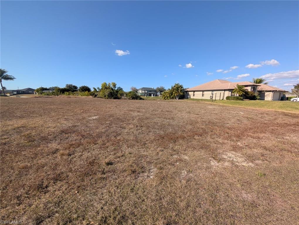 CAPE CORAL - Land