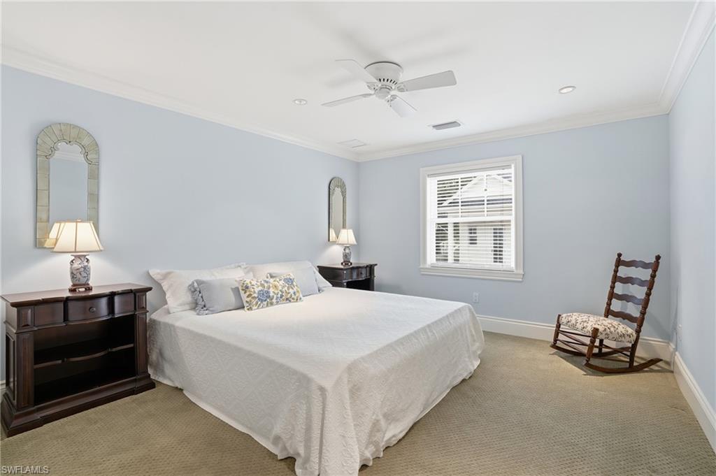 COLONIAL FARMS - Residential