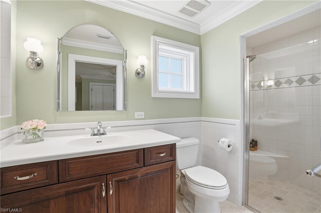 COLONIAL FARMS - Residential