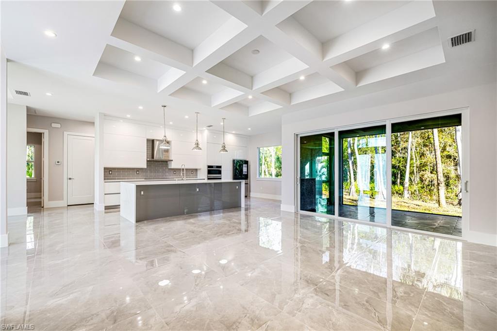 GOLDEN GATE ESTATES - Residential